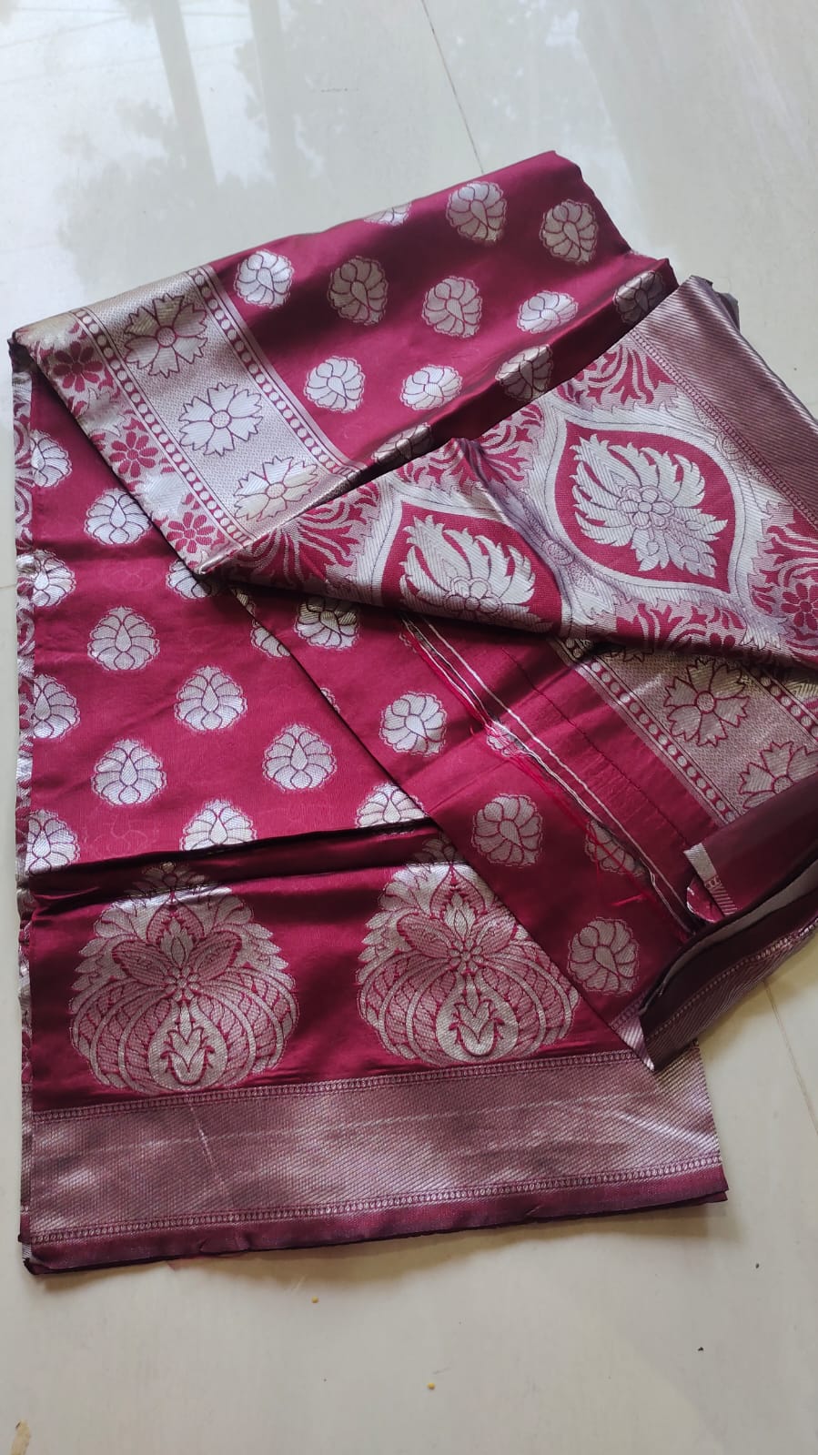 Katan Magenta Light saree for ocassions